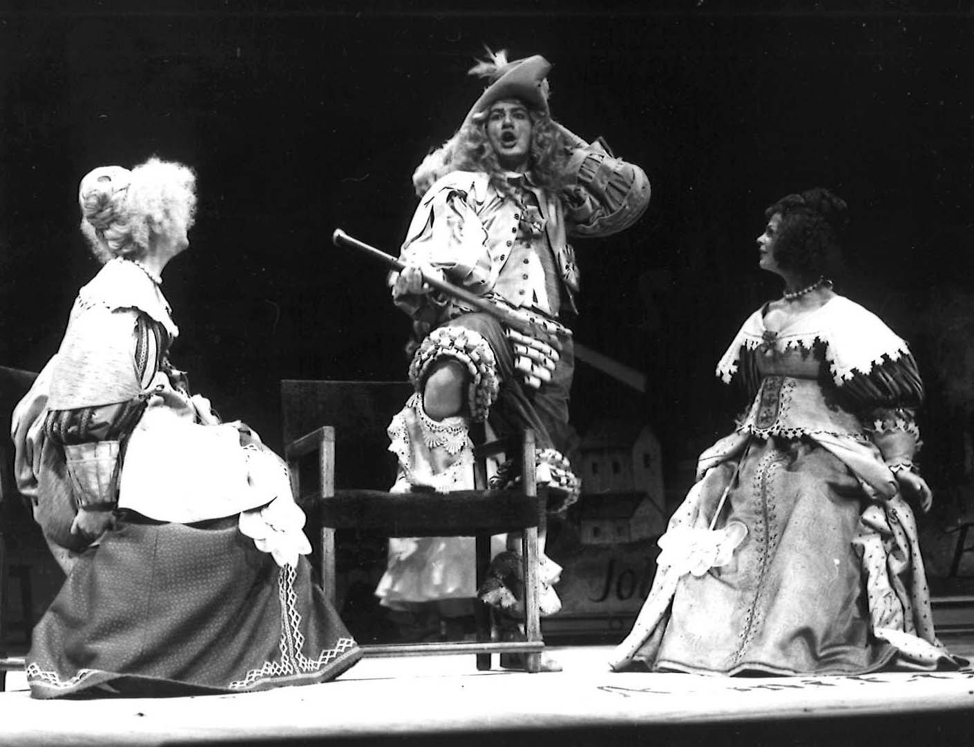 //image/actualités/15-virginie-pradal-jean-luc-moreau-catherine-salviat-1971-cop.-c.-angelini.jpg