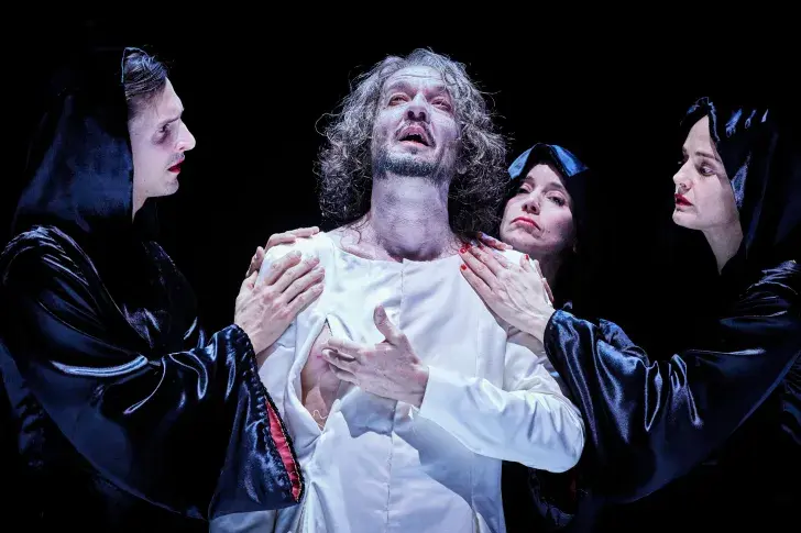 Macbeth 23-24