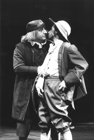 « L’Avare », reprise de 1980, mise en scène de Jean-Paul Roussillon, avec Michel Aumont (Harpagon) et Pierre-Olivier Scotto (Brindavoine)