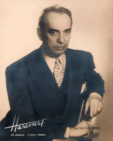 Maurice Escande, sociétaire de la Comédie-Française de 1936 à 1960 et administrateur général de 1960 à 1970. Photographie du Studio Harcourt