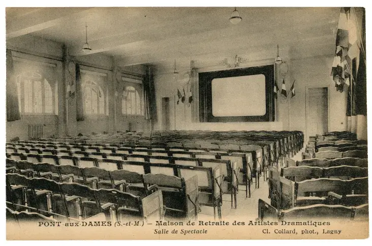 Pont-aux-Dames, Maison de Retraite des Artistes Dramatiques, Salle de spectacle