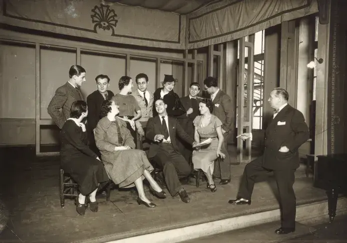 André Brunot, professeur au Conservatoire de 1934 à 1944, puis en 1946 pour six mois. 
