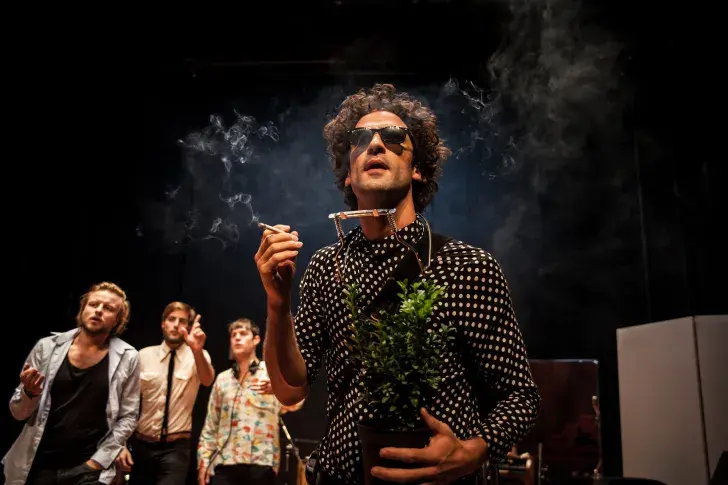 « Comme une pierre qui… », mise en scène et adaptation de Marie Rémond et Sébastien Pouderoux, texte d'après Greil Marcus, Studio-Théâtre, 2015