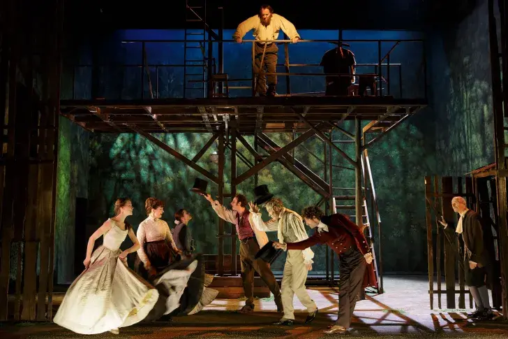« George Dandin », 2014, mise en scène d’Hervé Pierre, avec Jérôme Pouly (George Dandin), Claire de La Rüe du Can (Angélique), Catherine Sauval (Madame de Sottenville), Pauline Méreuze (Claudine), Noam Morgensztern (Lubin), Alain Lenglet (Monsieur de Sott