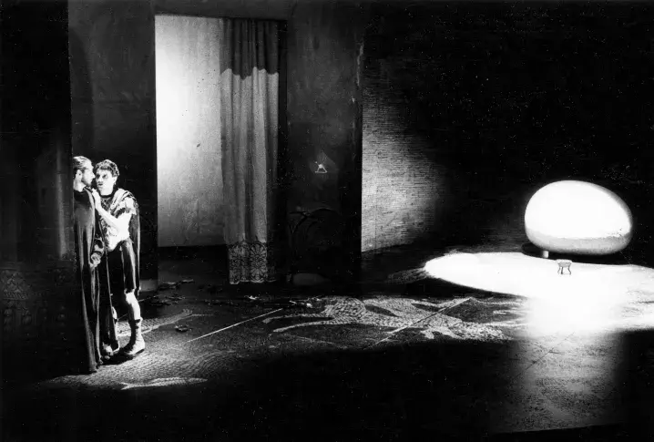 "Bérénice" de Jean Racine, mise en scène de Klaus-Michaël Grüber, 1984, avec Marcel Bozonnet et Richard Fontana