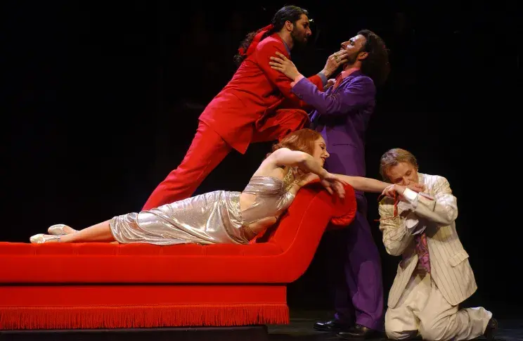 « Le Sicilien ou l’Amour peintre », 2005, mise en scène de Jean-Marie Villegier et Jonathan Duverger, avec Shahrokh Moshkin Ghalam (Hali), Laurent Natrella (Don Pèdre), Elsa Lepoivre (Isidore), Laurent Stocker (Adraste)