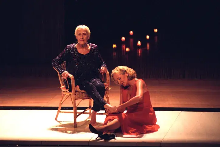 "Savannah Bay" de Marguerite Duras, mise en scène d’Eric Vigner, 2002, avec Catherine Samie et Catherine Hiegel