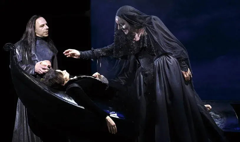 Lucrèce Borgia 15/16