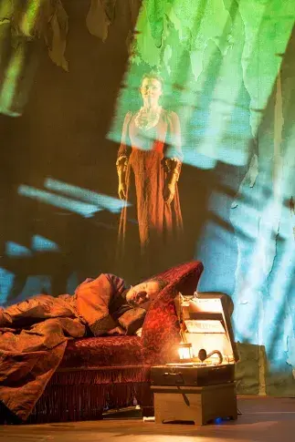 Oblomov 14/15