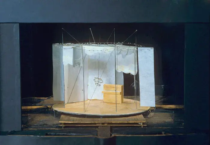 « Fantasio » d’Alfred de Musset, mise en scène de Denis Podalydès, scénographie d’Eric Ruf. Salle Richelieu, 2008. Maquette en volume